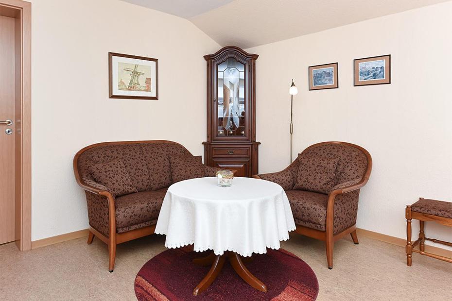 Ferienwohnungen Im Haus Nordseebrise 纽哈灵吉塞尔 外观 照片