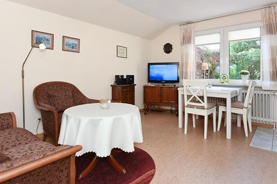 Ferienwohnungen Im Haus Nordseebrise 纽哈灵吉塞尔 外观 照片